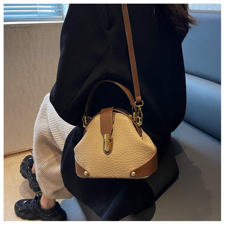 PU Leather Shell Bag – Urban Crossbody & Handbag